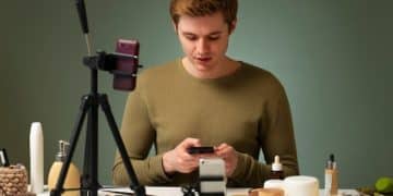The Viral Content Creator's Toolkit: 5 Essential Apps & Resources for 2025 - Cover Image